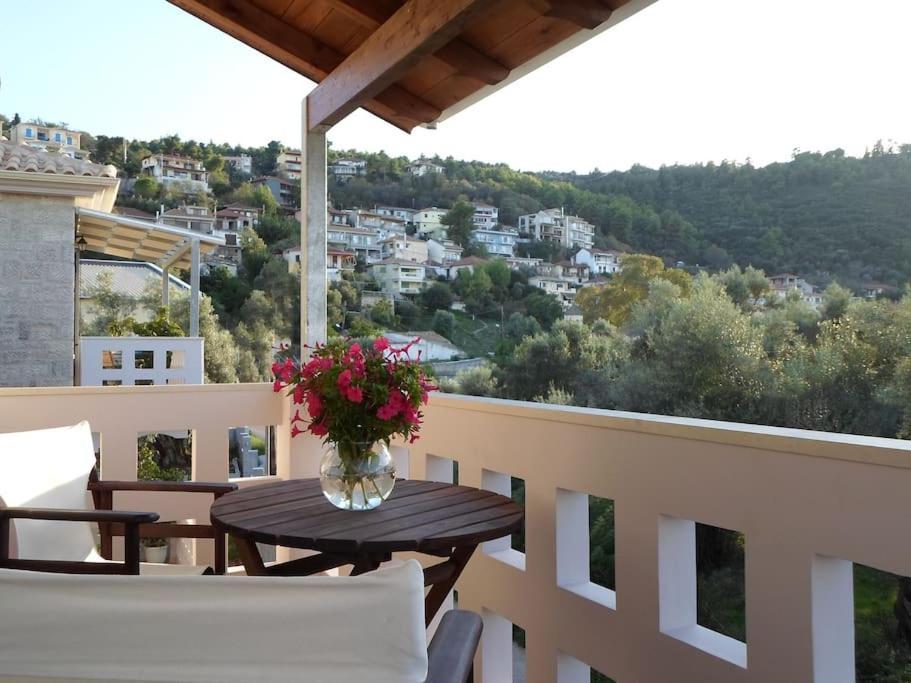 Villa *Drosia*/5' From Town & Sea/Mountain View Frínion Zewnętrze zdjęcie